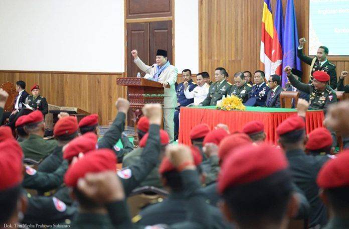 Menhan Prabowo di Kamboja