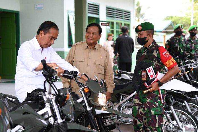 Presiden Joko Widodo dan Menhan Prabowo Bakal Bagikan Motor pada Seluruh Babinsa